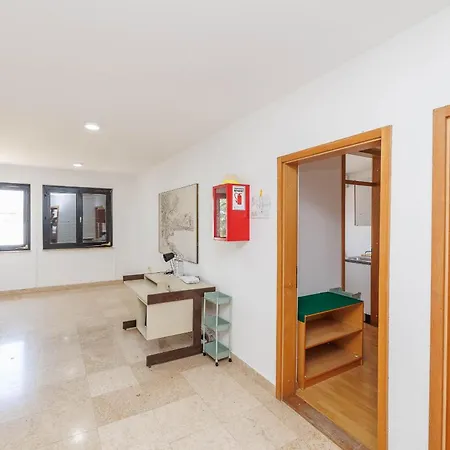 Διαμέρισμα With Parking Space Nska, Krk - 27654 Malinska