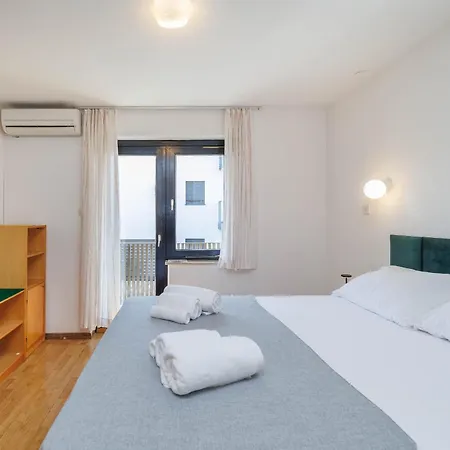With Parking Space Nska, Krk - 27654 Διαμέρισμα *