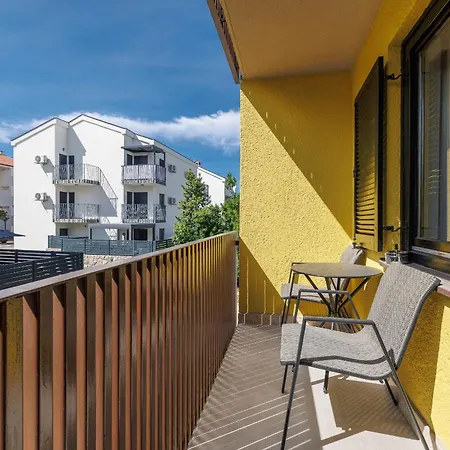 With Parking Space Nska, Krk - 27654 Διαμέρισμα *