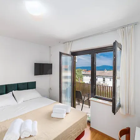 With Parking Space Nska, Krk - 27654 Malinska