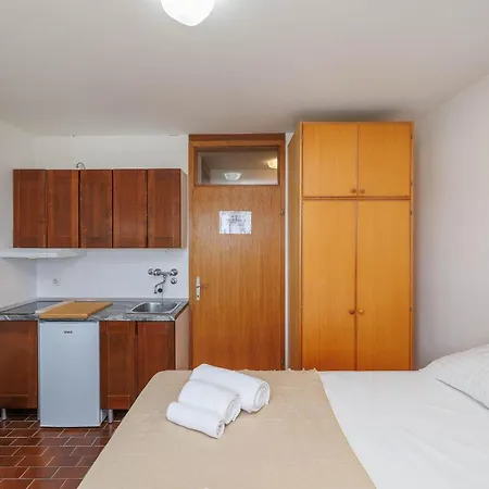 With Parking Space Nska, Krk - 27654 Διαμέρισμα