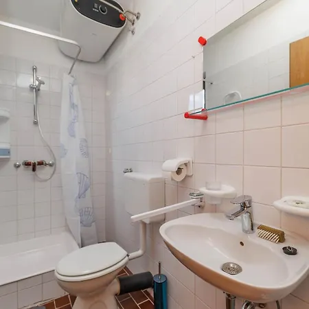 Διαμέρισμα With Parking Space Nska, Krk - 27654 Malinska