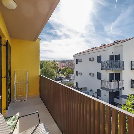 Διαμέρισμα With Parking Space Nska, Krk - 27654 Malinska