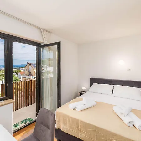 Apartman With Parking Space Nska, Krk - 27654