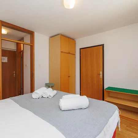 With Parking Space Nska, Krk - 27654 Apartman Malinska
